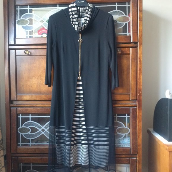 Joseph Ribkoff Dresses & Skirts - NWT Graceful Layered Joseph Ribkoff Black & Cream Striped Dress